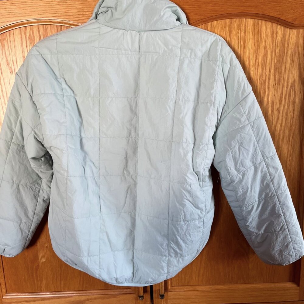 Light Green Puffer Jacket - Picture 8 of 10